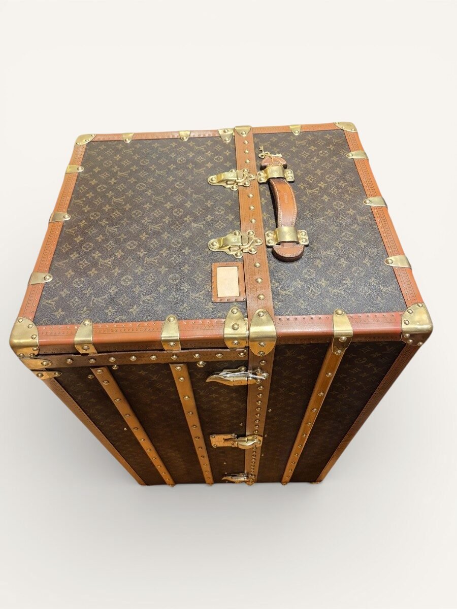 malle Louis Vuitton penderie grand modèle