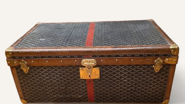 Malle Louis Vuitton vs malle Goyard : le match entre deux icônes du voyage de luxe