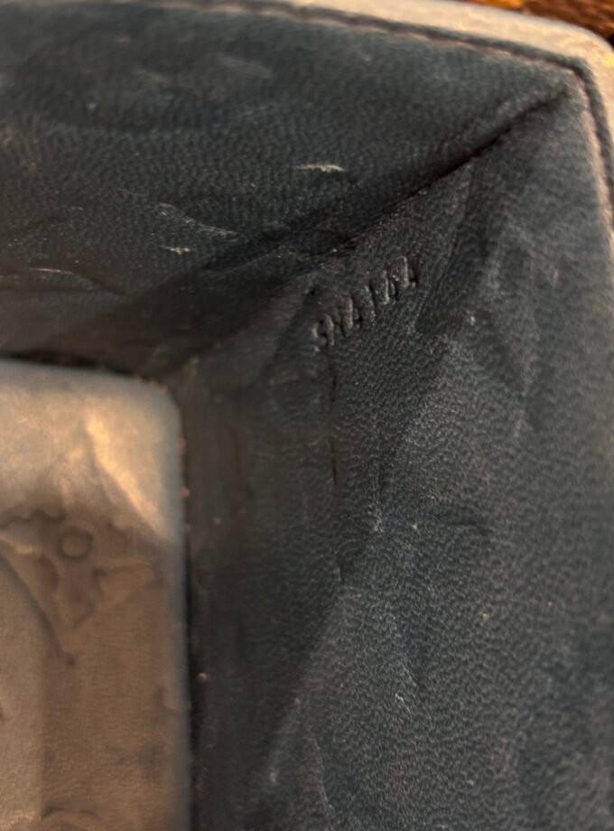 Boîte Louis Vuitton twisted x Frank Gehry