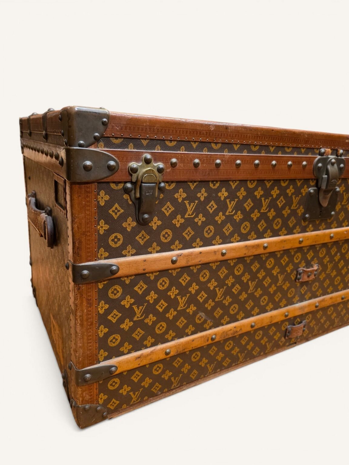 malle Louis Vuitton courrier ancienne monogram 1915