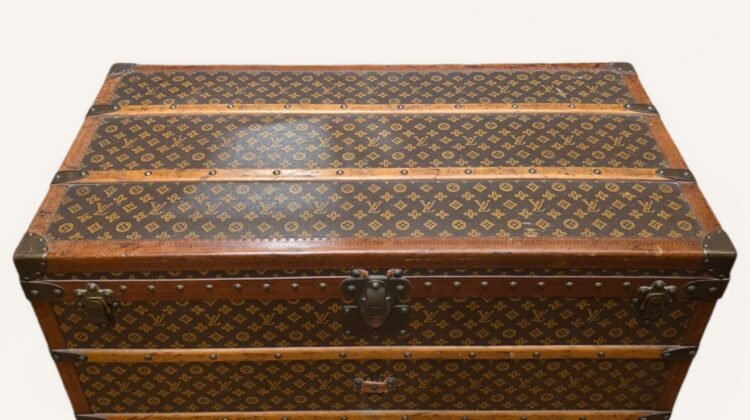 Le rôle des malles dans l’histoire du luxe : LV, Moynat, Goyard
