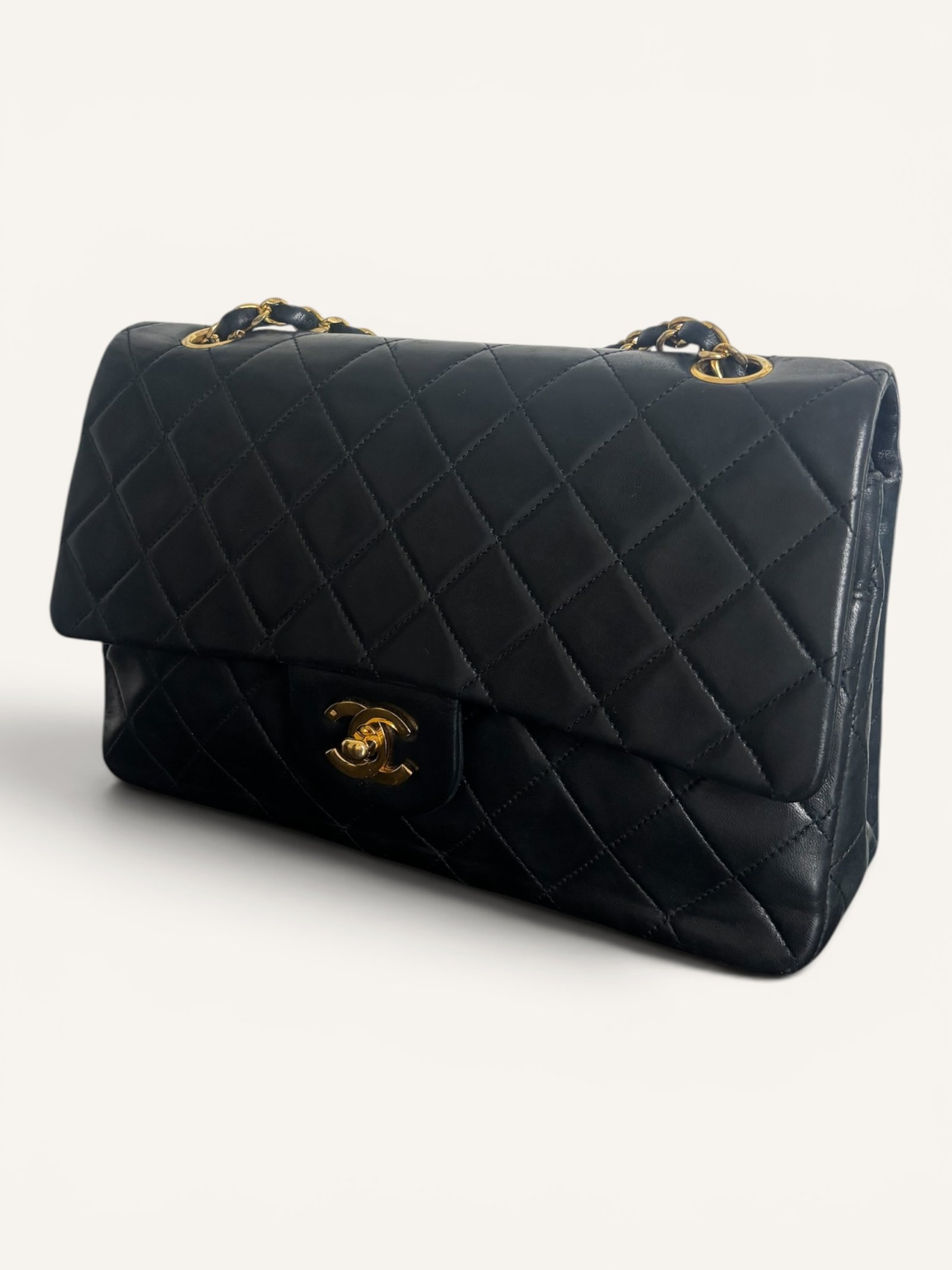Chanel Classique Medium Full Flap Vintage