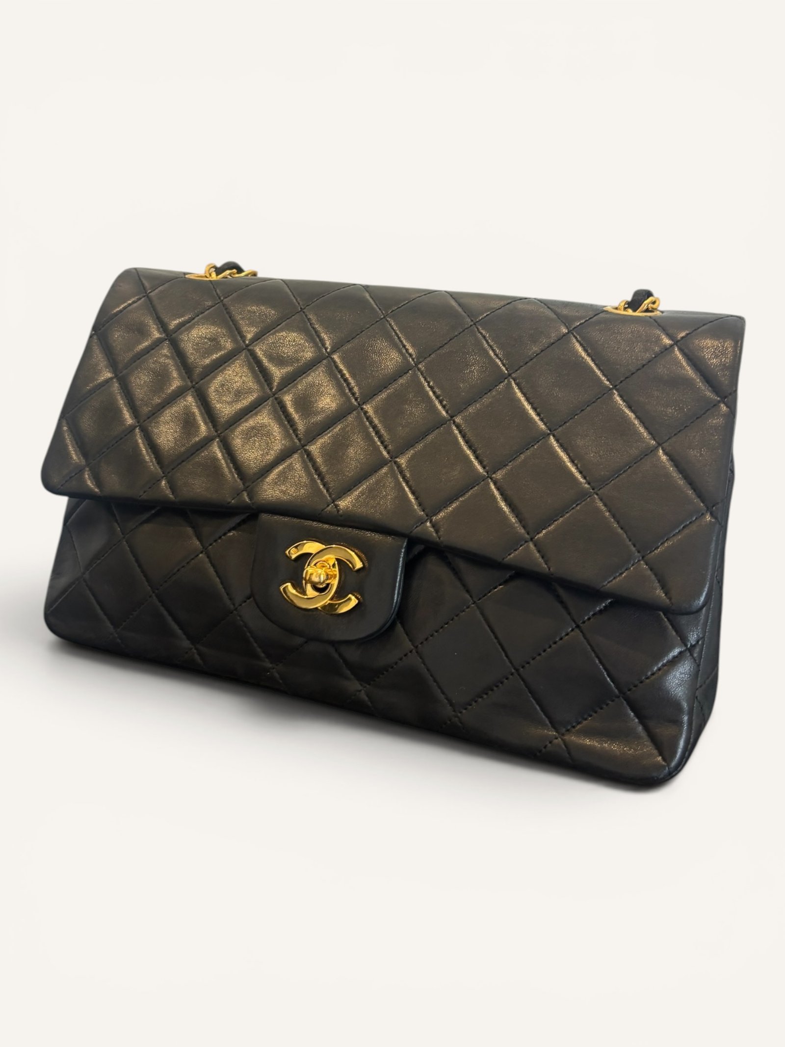 Chanel Classique Medium Full Flap Vintage