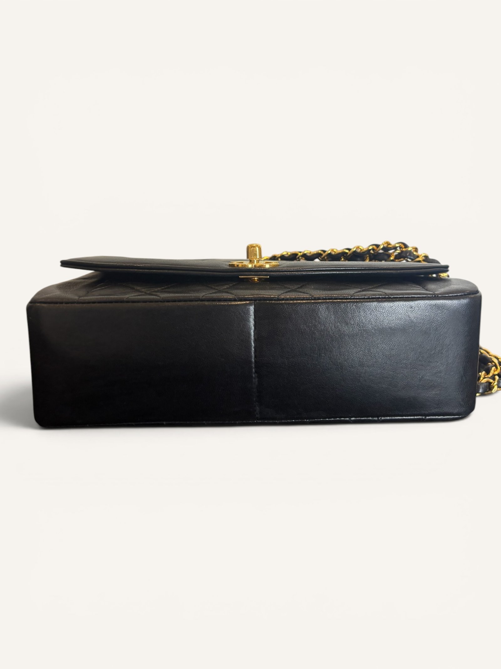 Chanel Diana Medium noir