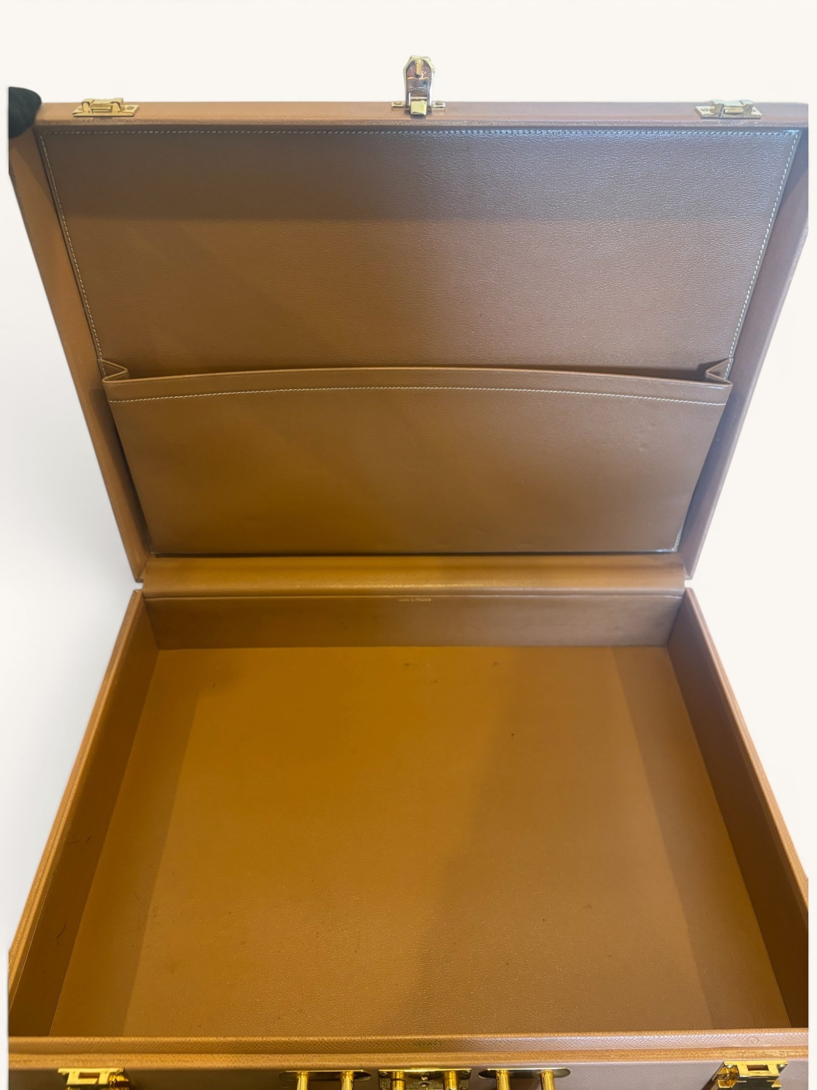 valise business Hermès cuir Courchevel Gold vintage