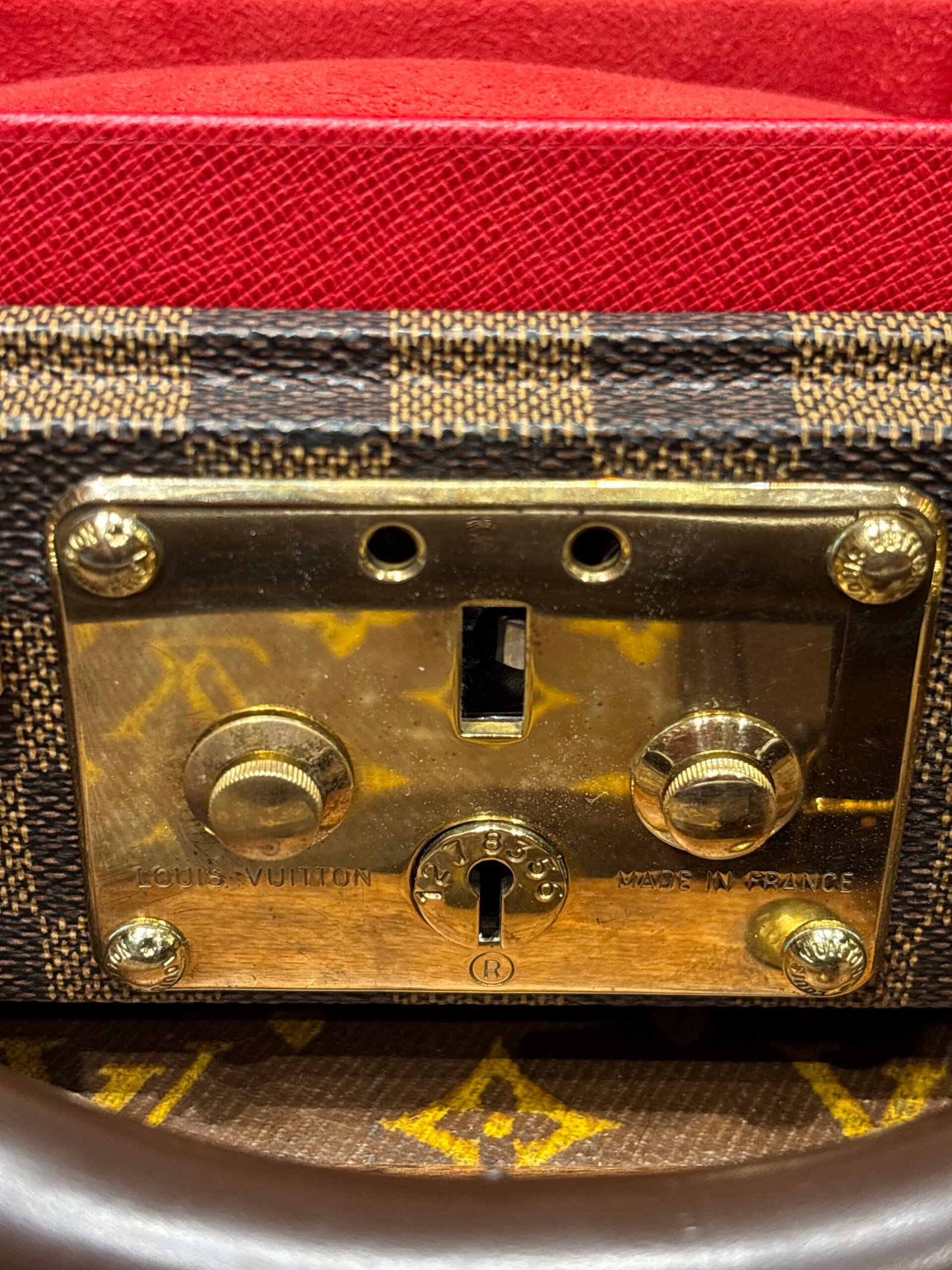 Boîte à bijoux Louis Vuitton Damier