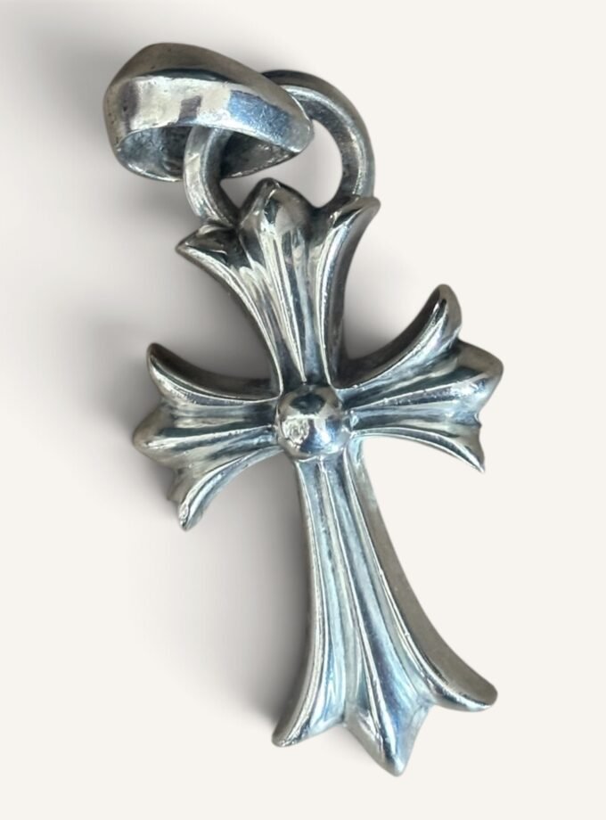 Croix Chrome Hearts vintage